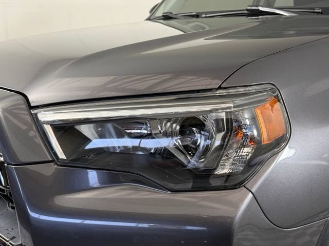 Used 2021 Toyota 4Runner Nightshade AWD/4WD image 12
