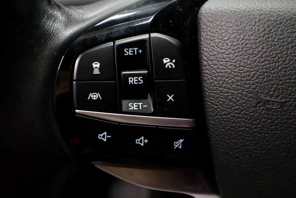 Certified 2022 Ford Explorer Platinum w/ Technology Package image 31