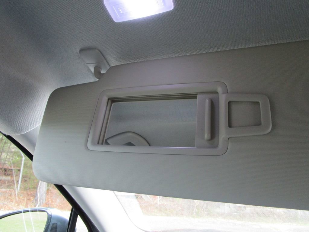 Used 2024 Volkswagen Tiguan S image 37