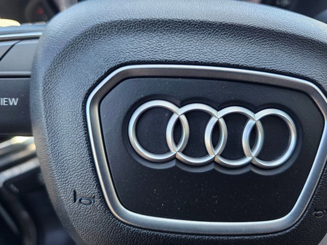 Used 2020 Audi Q3 2.0T Premium Plus image 29