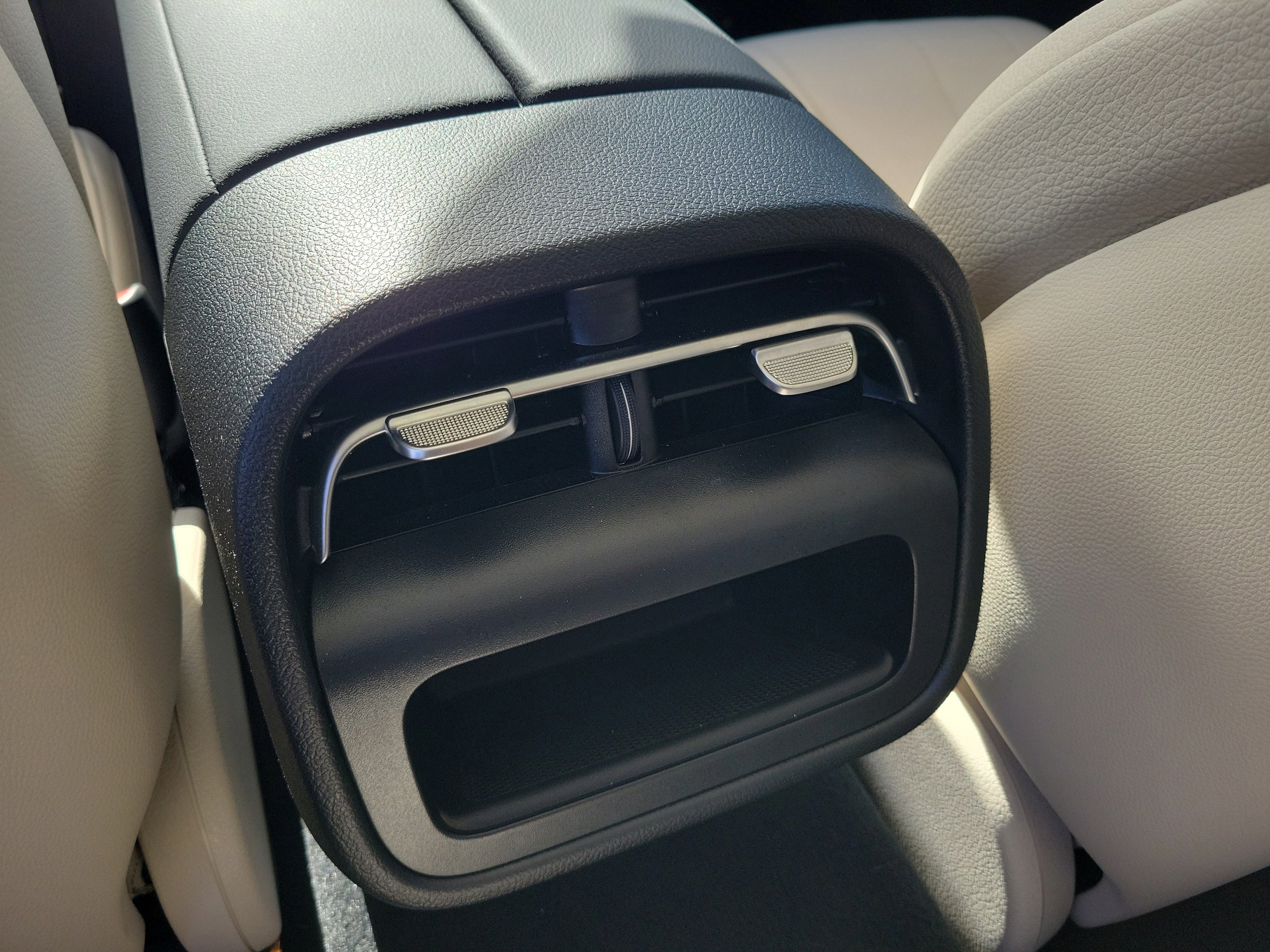 Certified 2025 Mercedes-Benz E 350 Sedan image 11