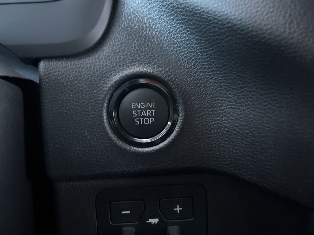 Used 2025 Toyota Tundra SR5 image 38