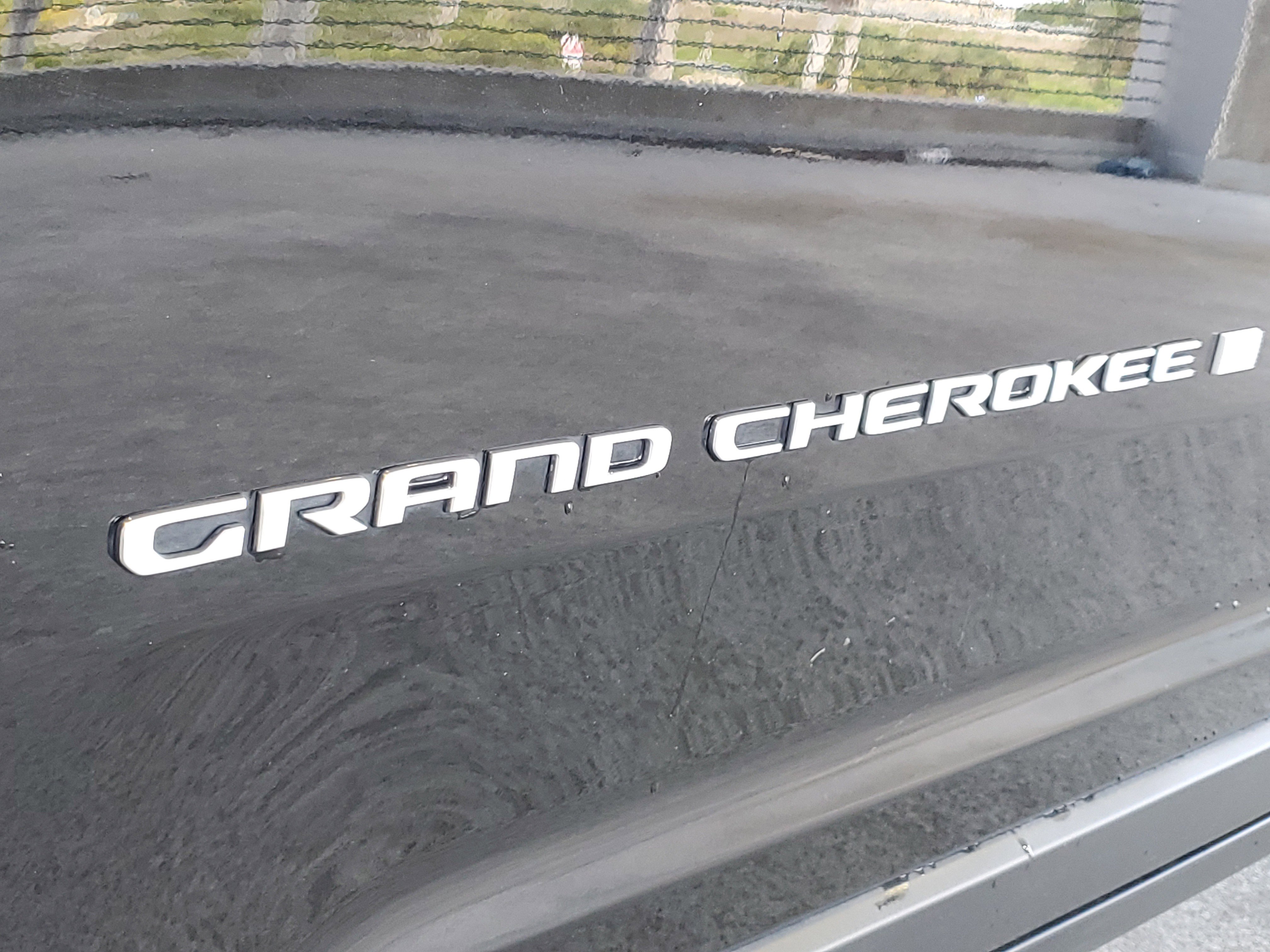 Certified 2024 Jeep Grand Cherokee L Limited AWD/4WD image 6