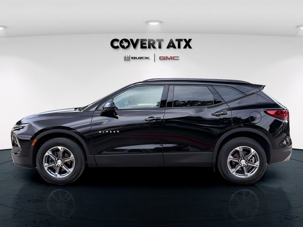 Used 2024 Chevrolet Blazer LT w/ Convenience Package FWD image 5