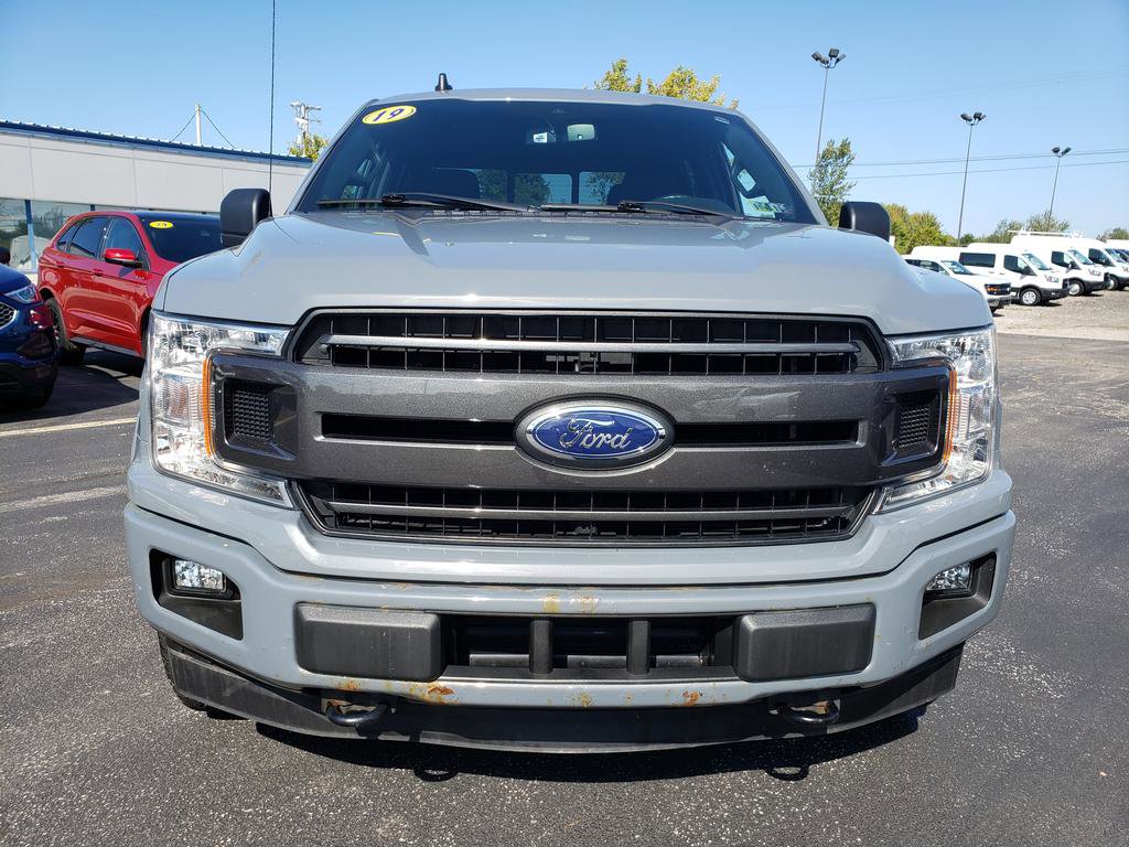 Used 2019 Ford F150 XLT w/ Equipment Group 302A Luxury image 2