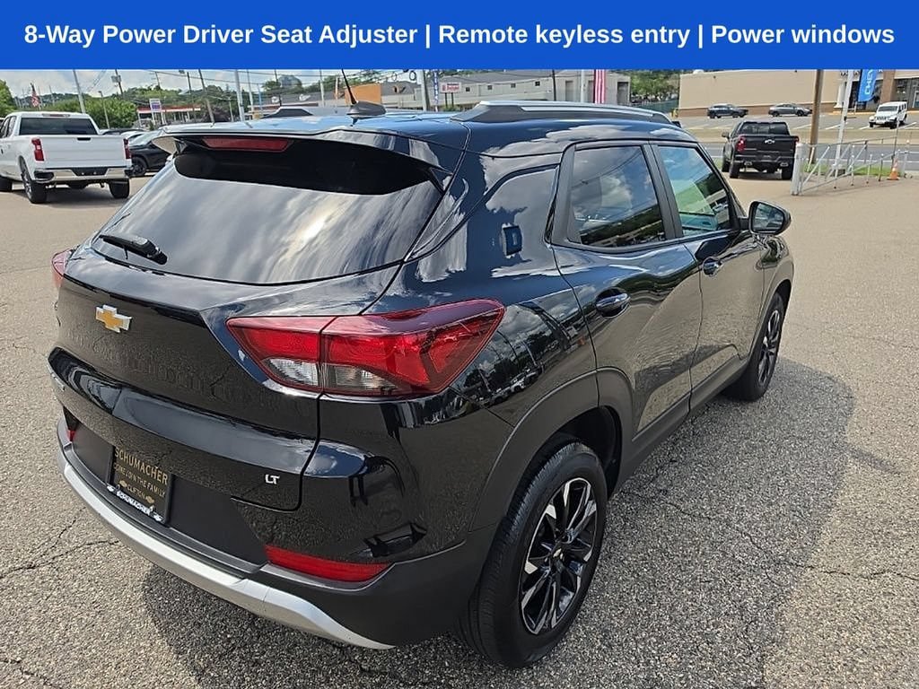 Used 2023 Chevrolet TrailBlazer LT FWD image 3