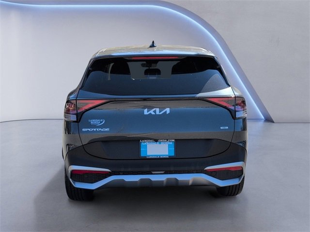 Used 2023 Kia Sportage LX image 8