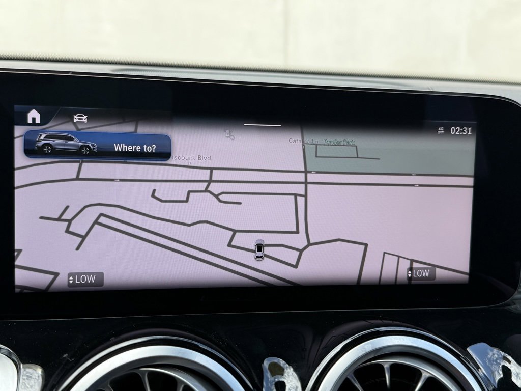 Used 2024 Mercedes-Benz GLB 250 image 10