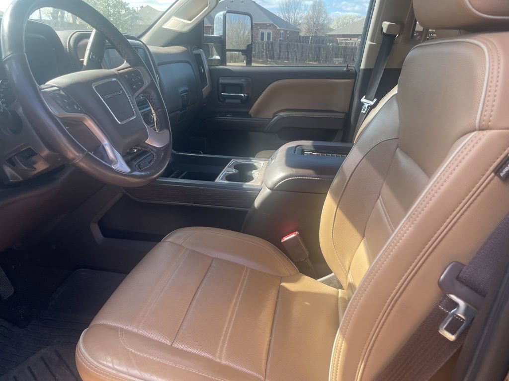 Used 2018 GMC Sierra 2500 Denali w/ Duramax Plus Package image 7