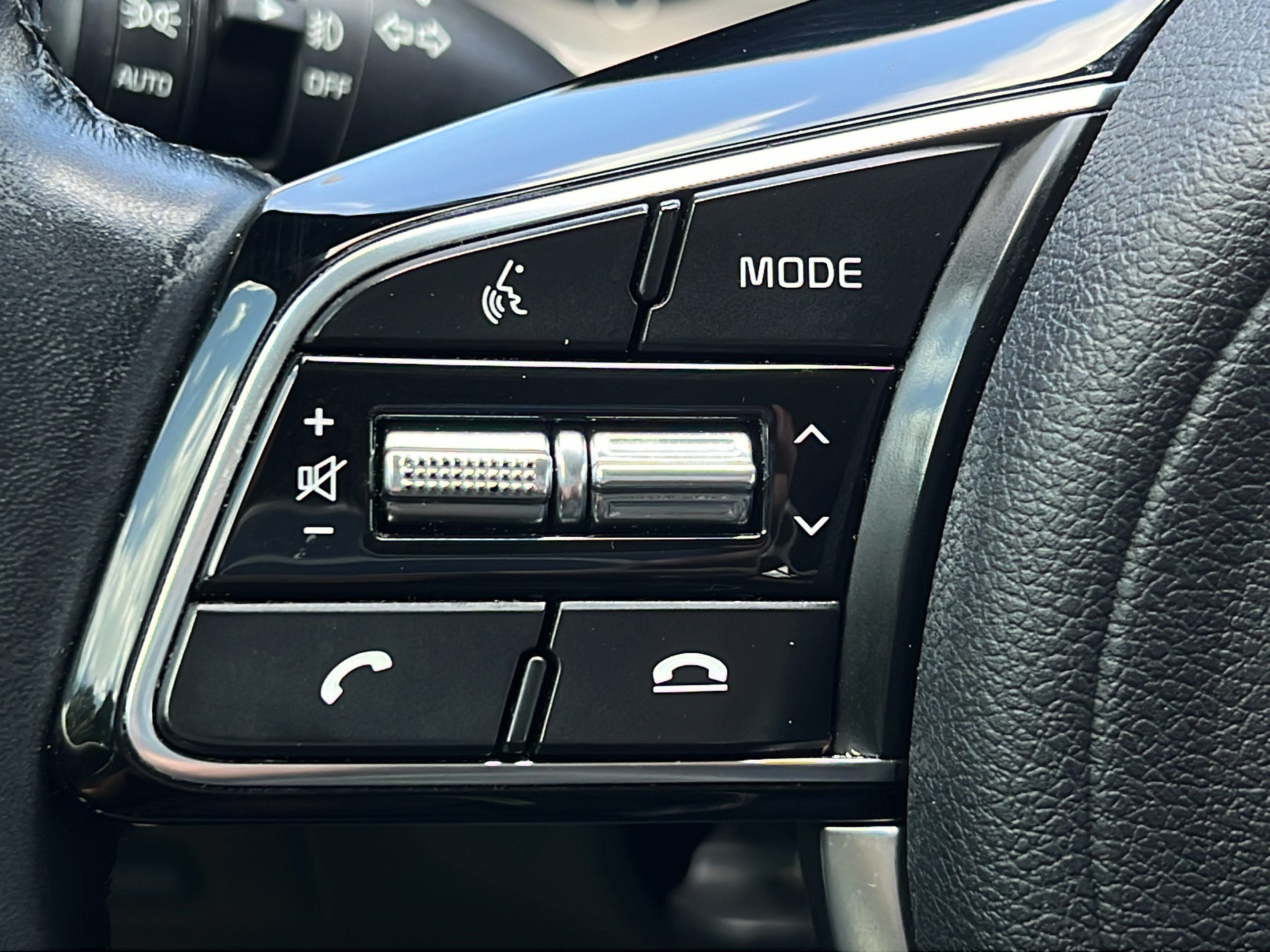 Certified 2022 Kia Sportage EX w/ EX Technology Package FWD image 20