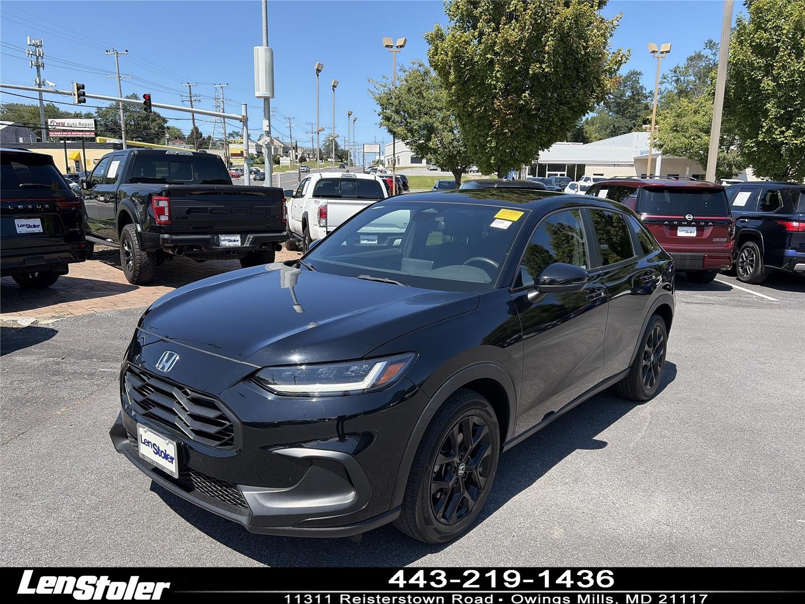 Used 2024 Honda HR-V Sport image 1