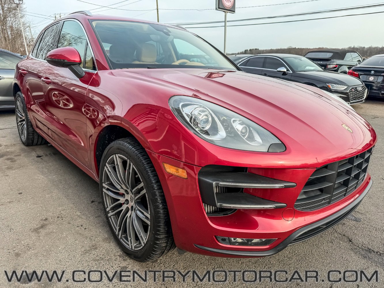 Used 2015 Porsche Macan Turbo image 4