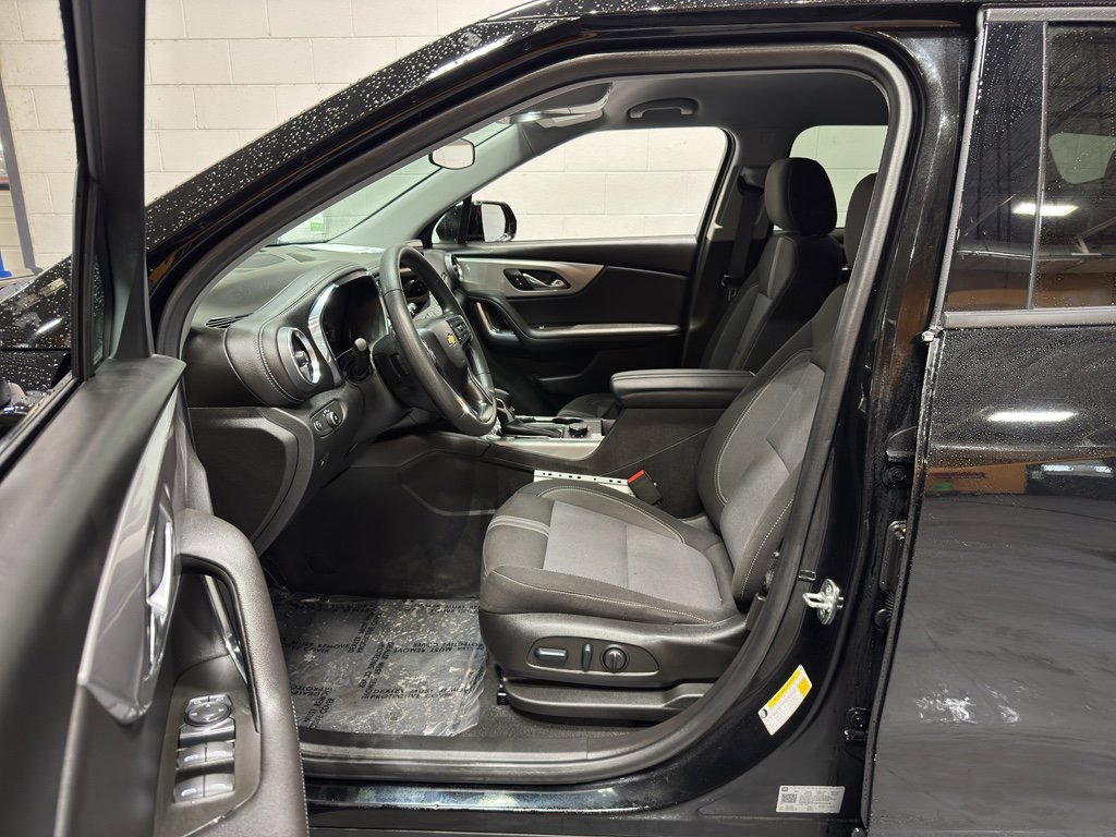 Used 2023 Chevrolet Blazer LT w/ Driver Confidence Package image 16