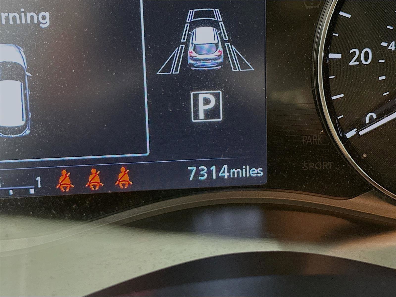 Used 2024 Nissan Kicks SR image 18