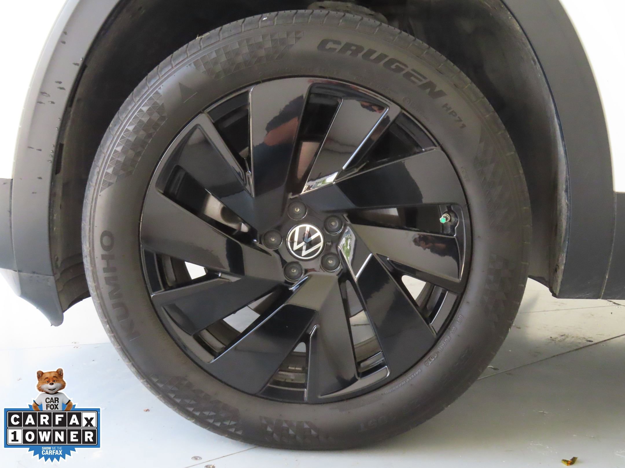 Used 2024 Volkswagen Atlas SE w/ Black Wheel Package FWD image 29
