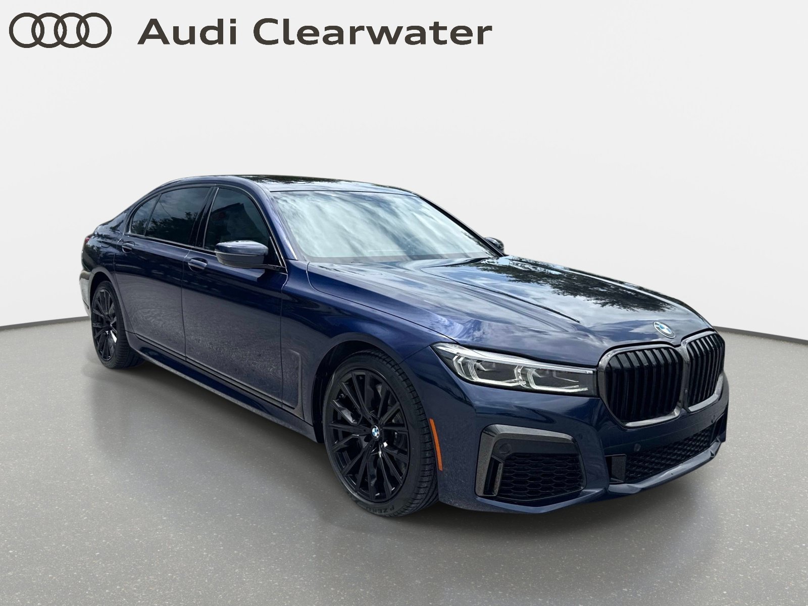 Used 2022 BMW 750i xDrive w/ Executive Package AWD/4WD image 6