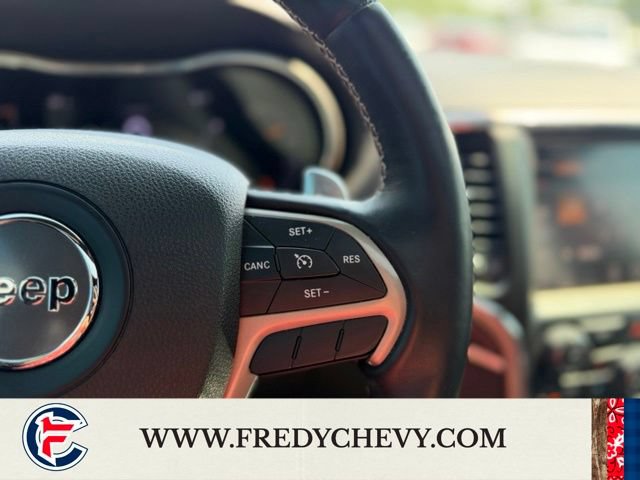 Used 2016 Jeep Grand Cherokee Limited AWD/4WD image 15