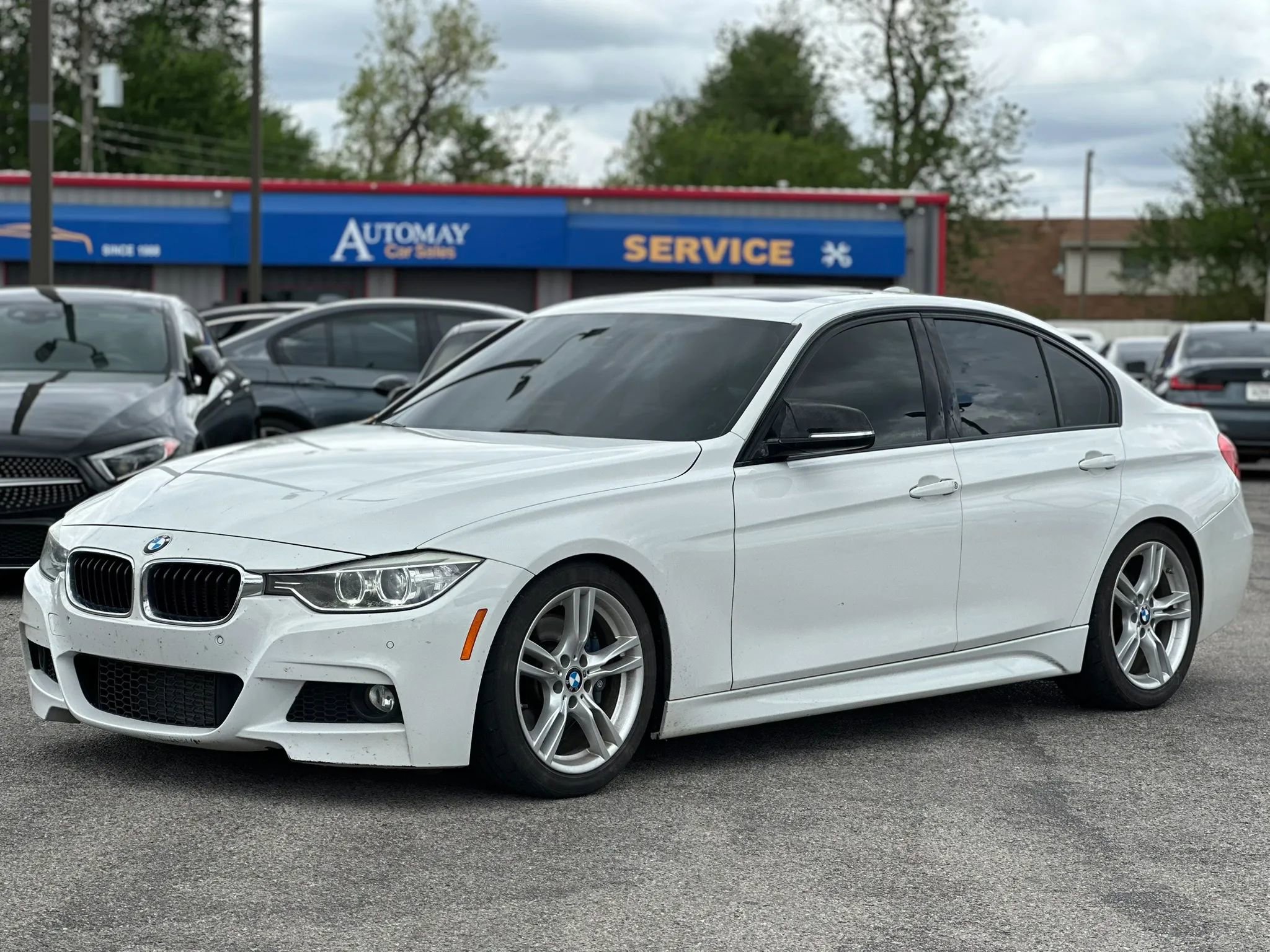 Used 2015 BMW 335i Sedan RWD image 1