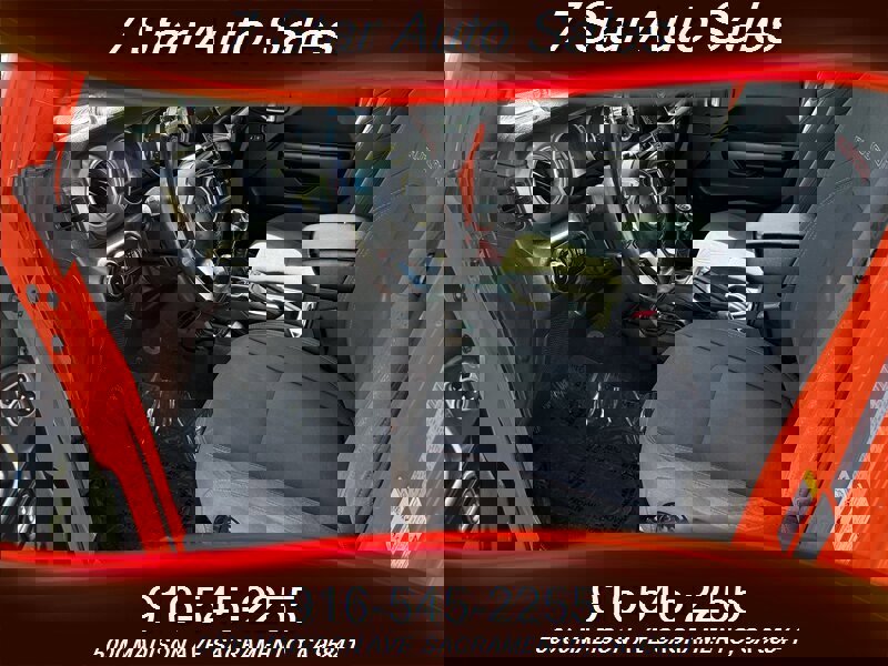 Used 2018 Jeep Wrangler Unlimited Rubicon w/ Dual Top Group image 8