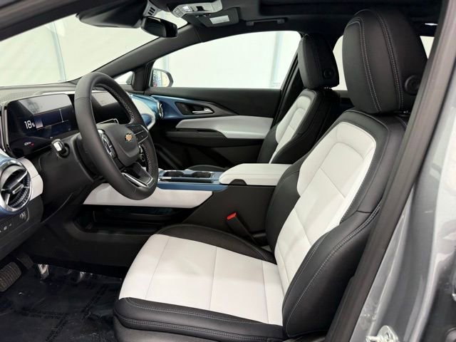 New 2026 Chevrolet Equinox EV LT FWD image 12
