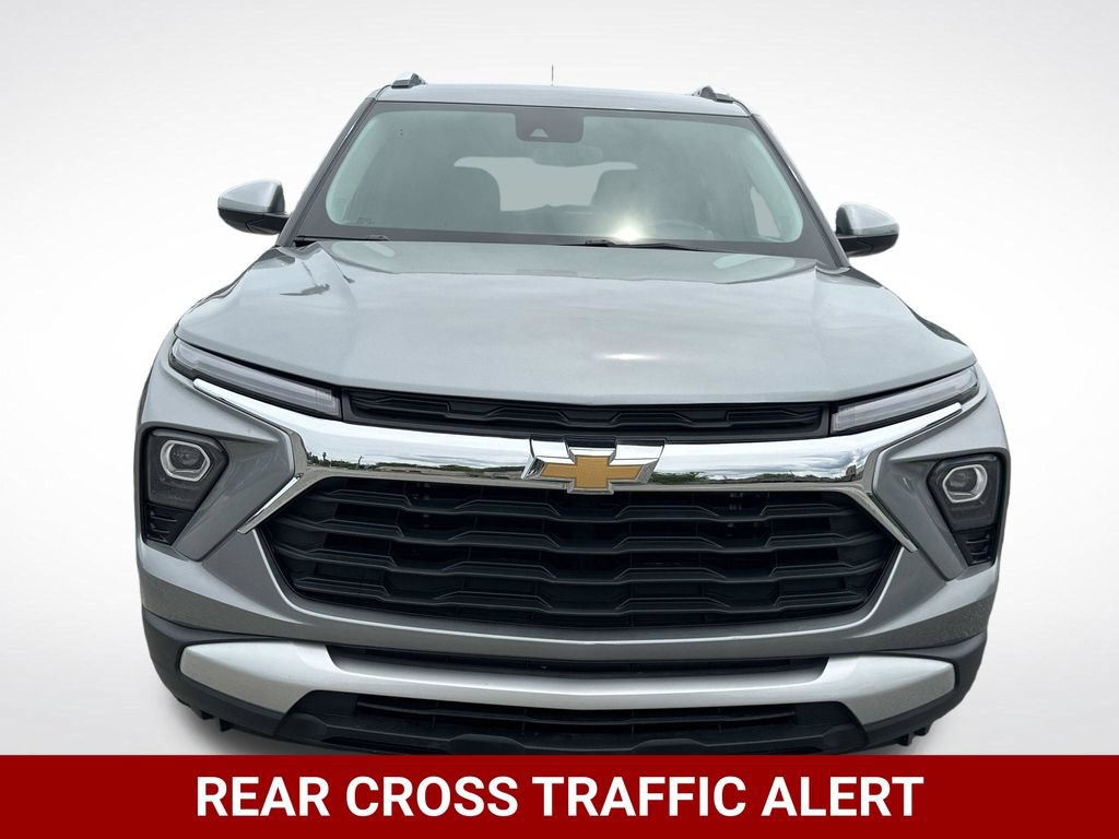 Used 2026 Chevrolet TrailBlazer LT w/ LT Cold Weather Package FWD image 10