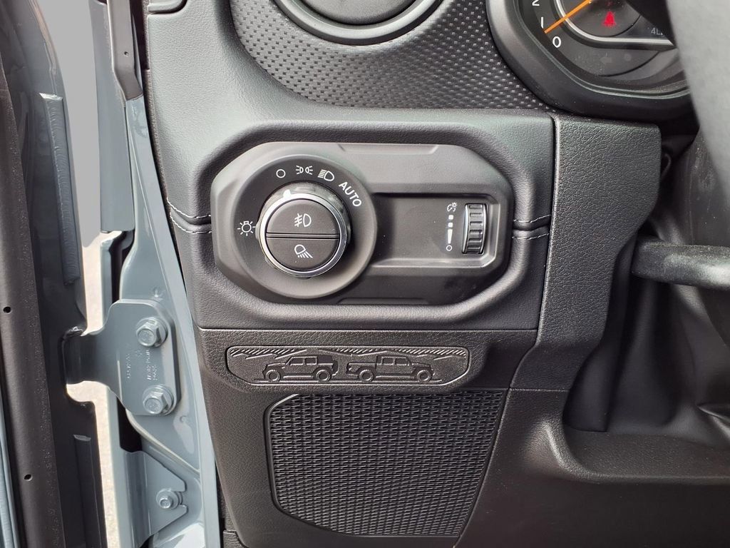 New 2026 Jeep Gladiator Mojave AWD/4WD image 17