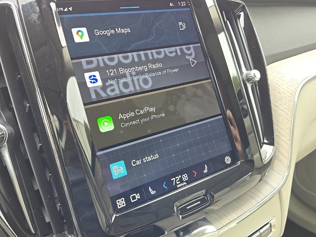 Certified 2023 Volvo XC60 B5 Plus w/ Protection Package Premier image 21