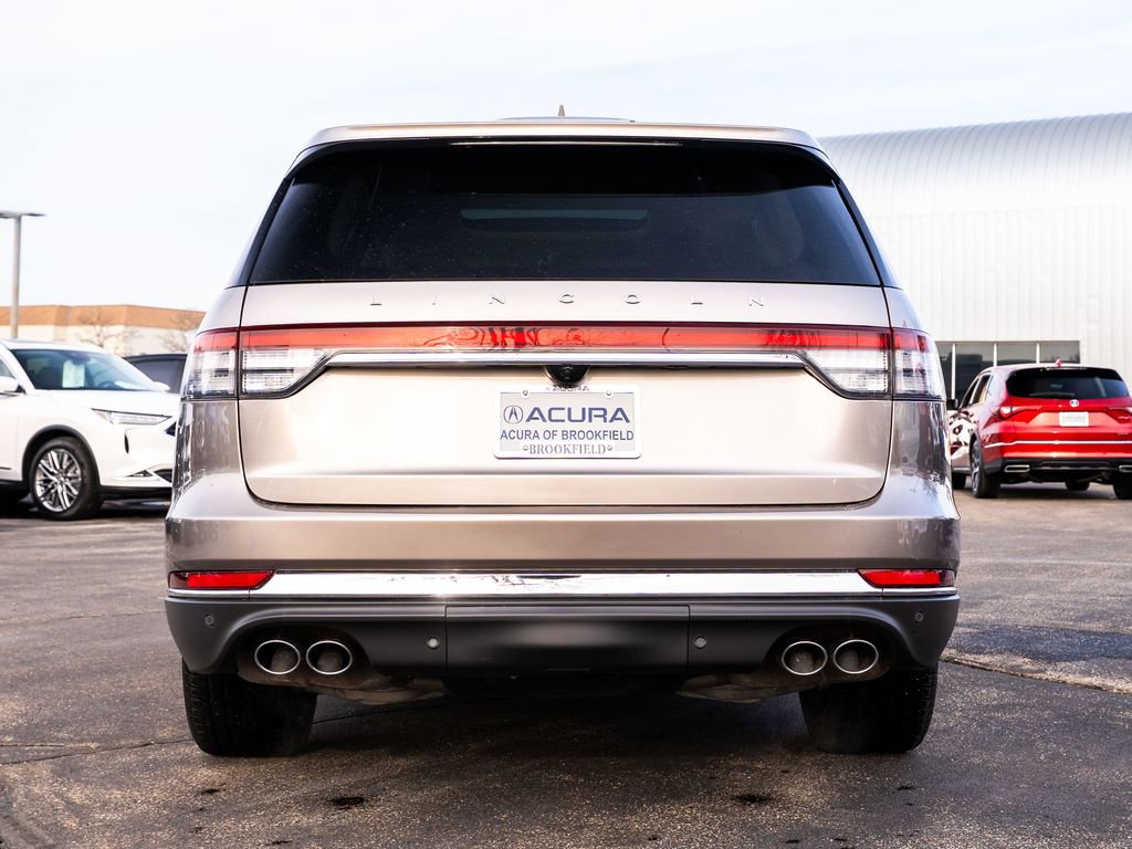 Used 2020 Lincoln Aviator Reserve w/ Equipment Group 202A image 10