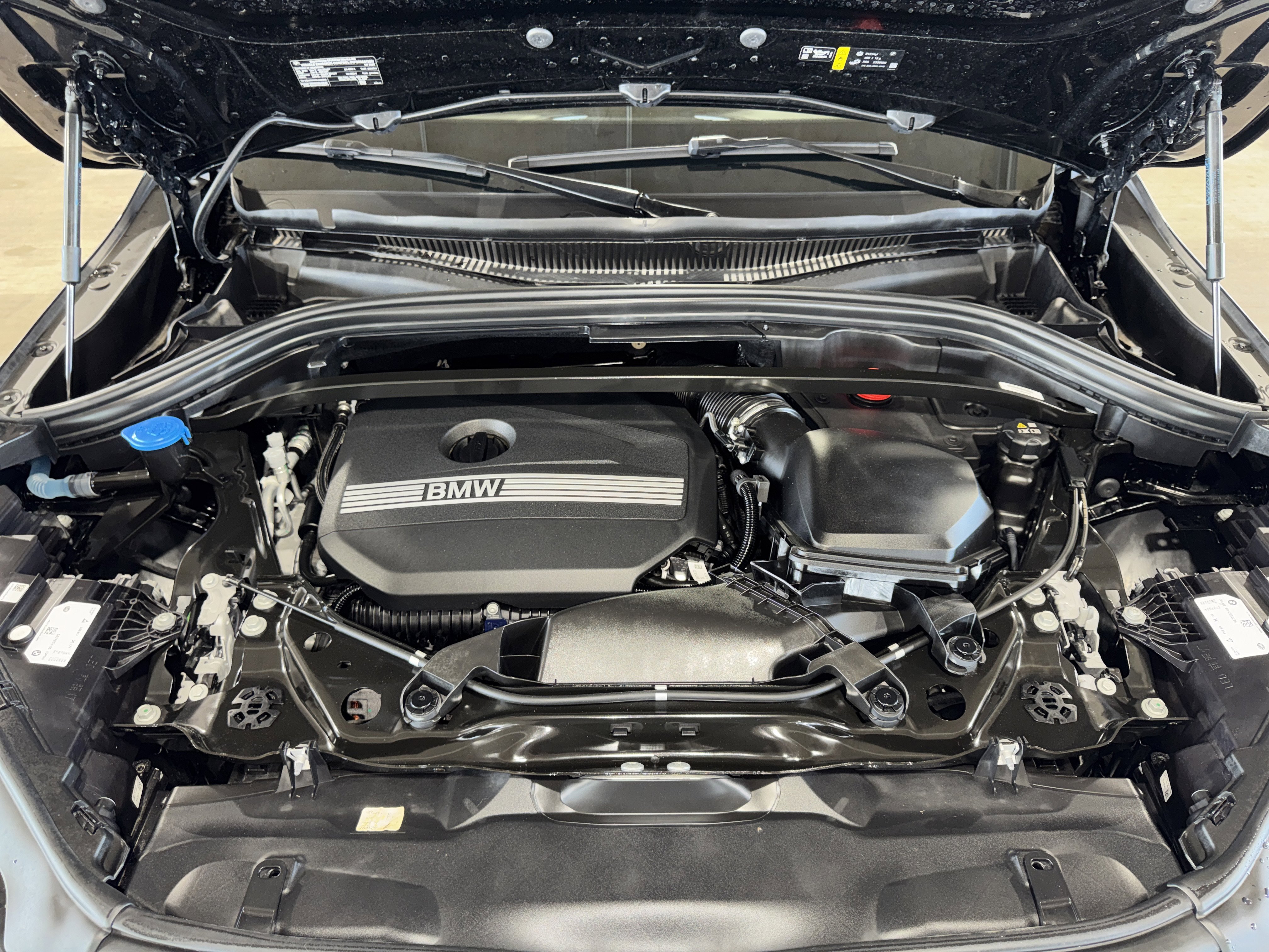 Certified 2025 BMW X2 xDrive28i image 35