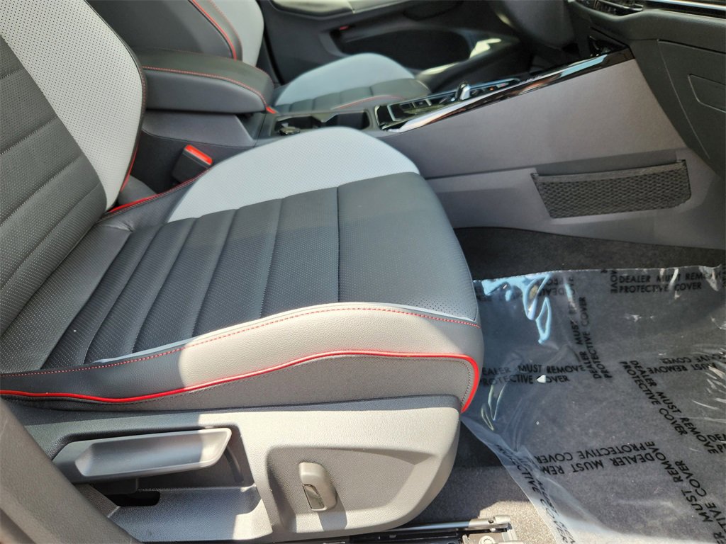 New 2025 Volkswagen GTI SE image 17