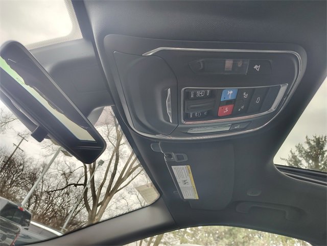 New 2025 Jeep Grand Cherokee Altitude image 30