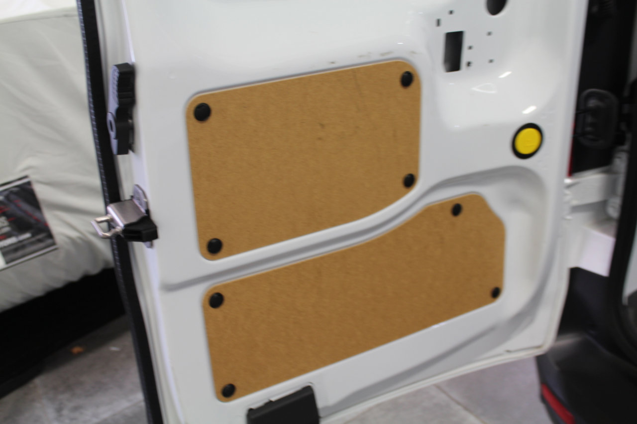 Used 2023 Ford Transit Connect XLT image 28