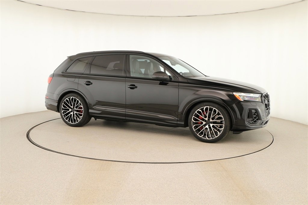 New 2026 Audi SQ7 Prestige image 9