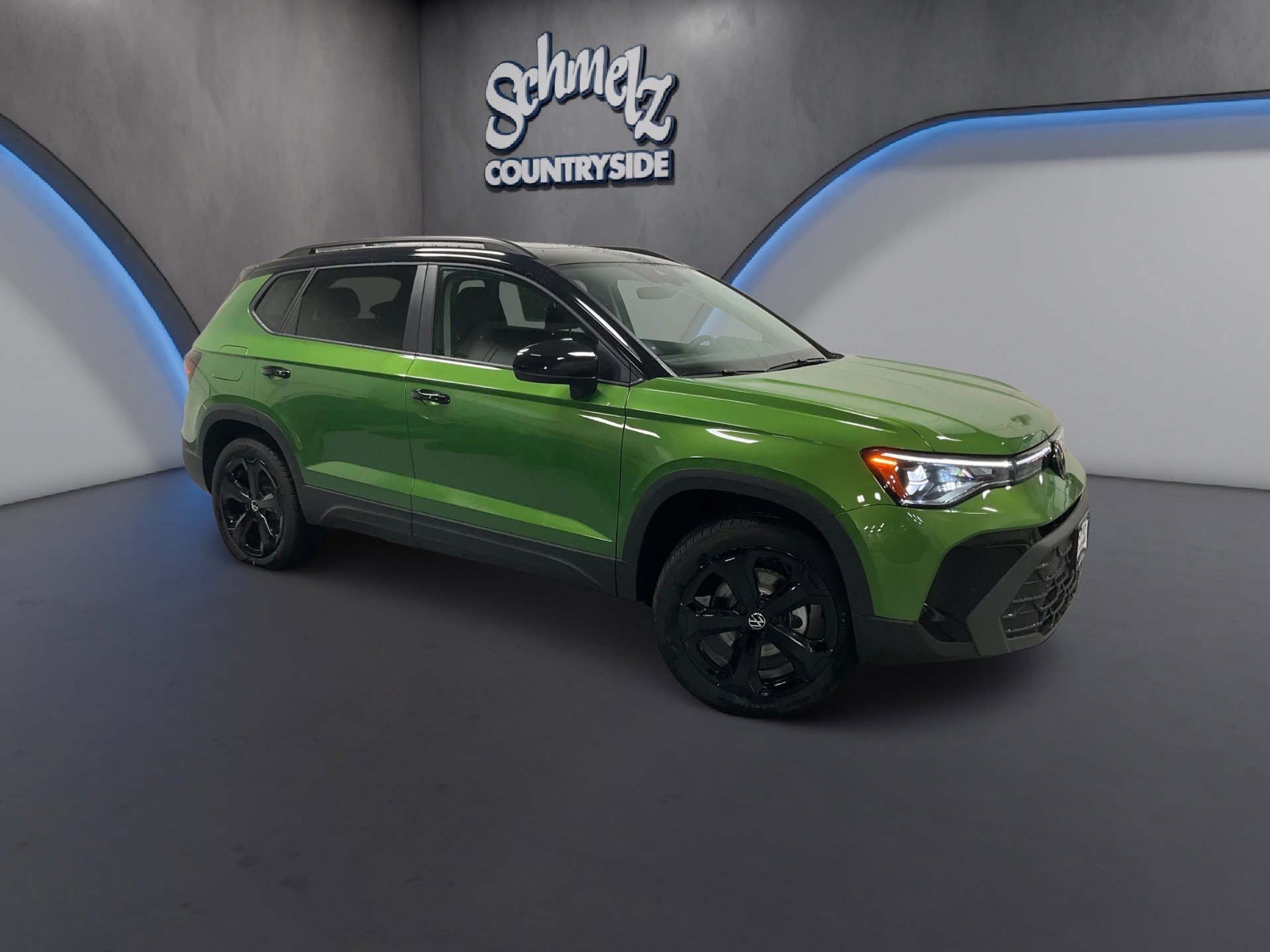 New 2026 Volkswagen Taos SE AWD/4WD image 2