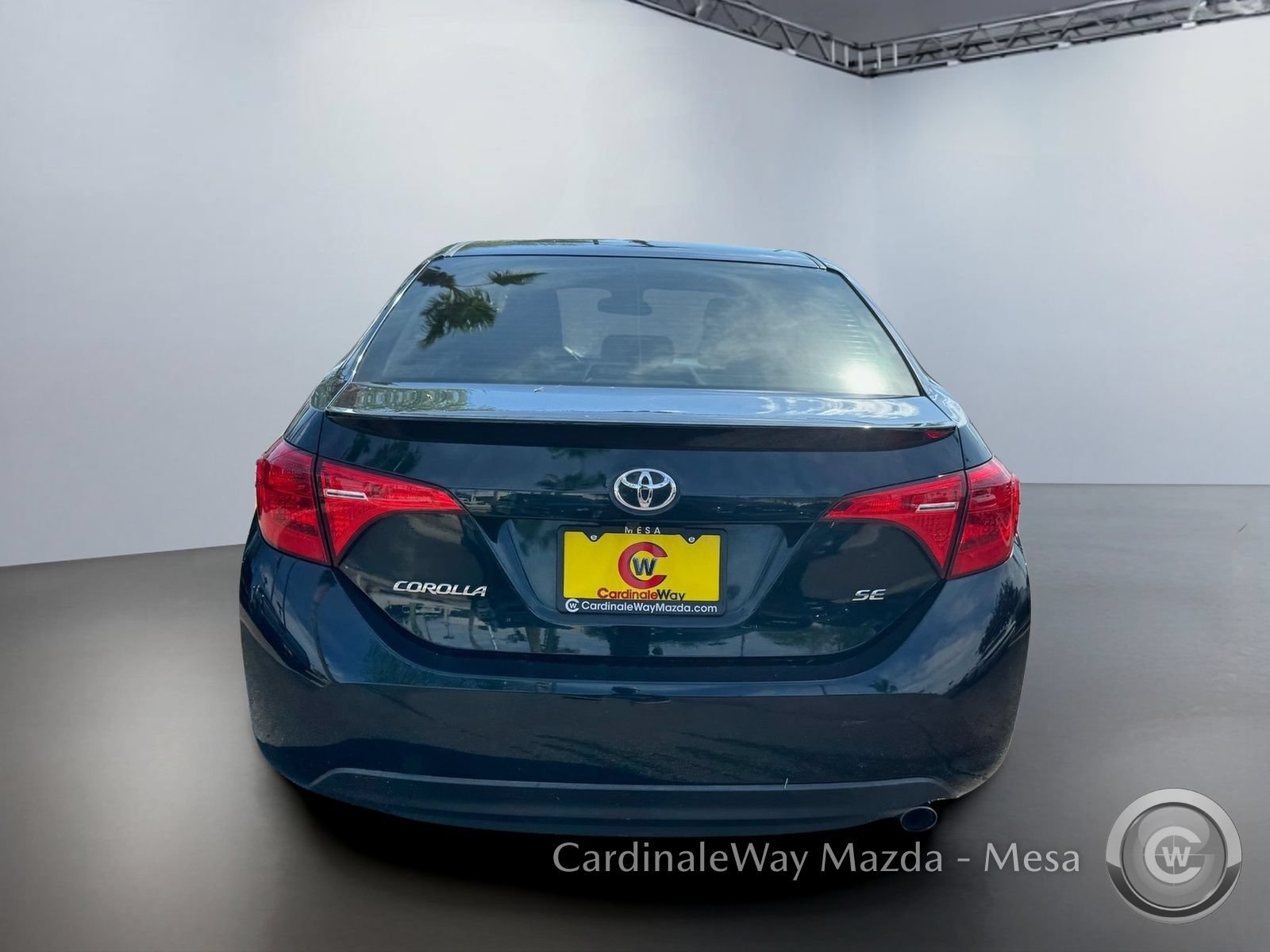 Used 2019 Toyota Corolla SE w/ Carpet Mat Package (TMS) FWD image 5