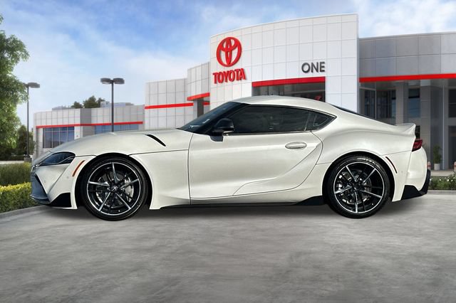 Certified 2020 Toyota Supra w/ Driver Assist Package RWD image 9