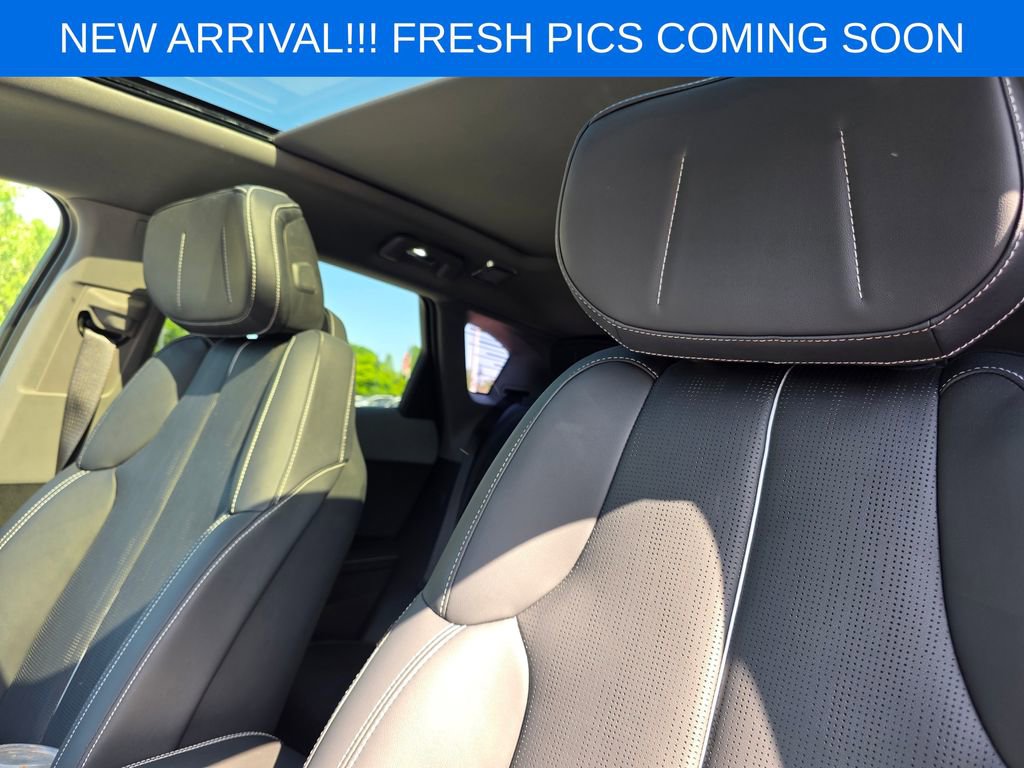 Certified 2025 Cadillac Optiq Luxury 2 w/ LPO, Floor Liner Package image 10