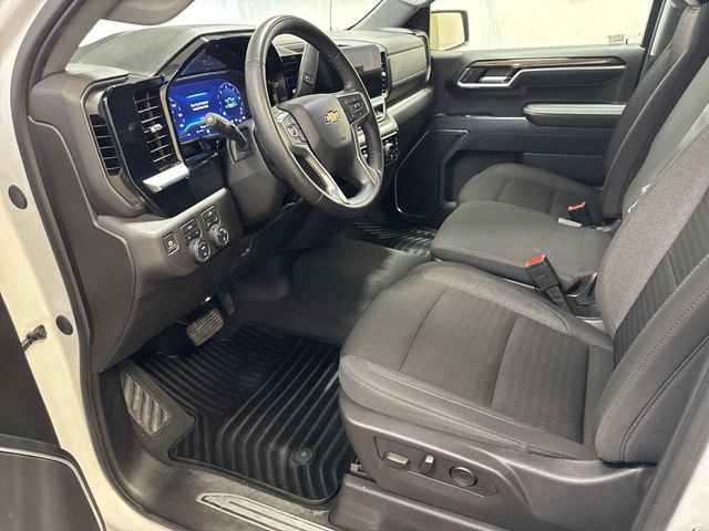 Used 2024 Chevrolet Silverado 1500 LT AWD/4WD image 11