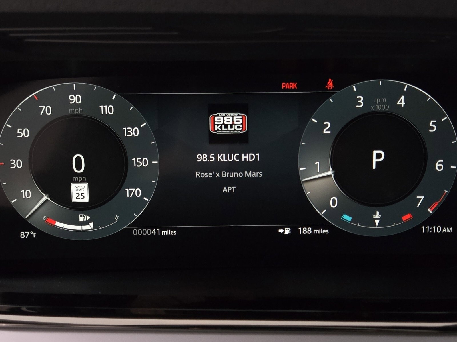 New 2026 Land Rover Range Rover Evoque Dynamic SE image 32