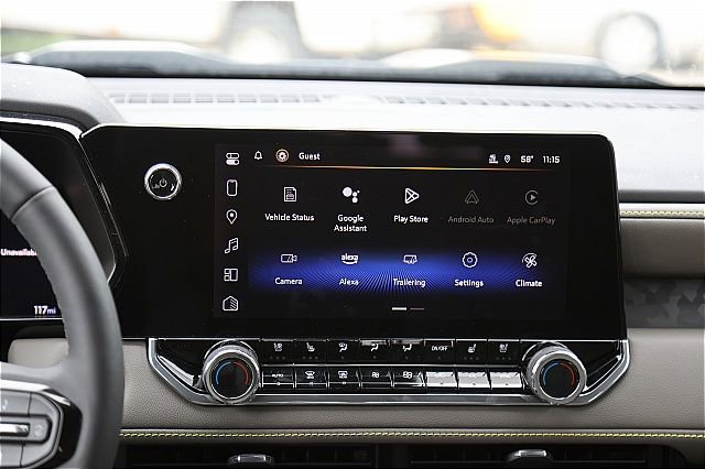 New 2024 Chevrolet Colorado ZR2 w/ ZR2 Bison Edition image 12