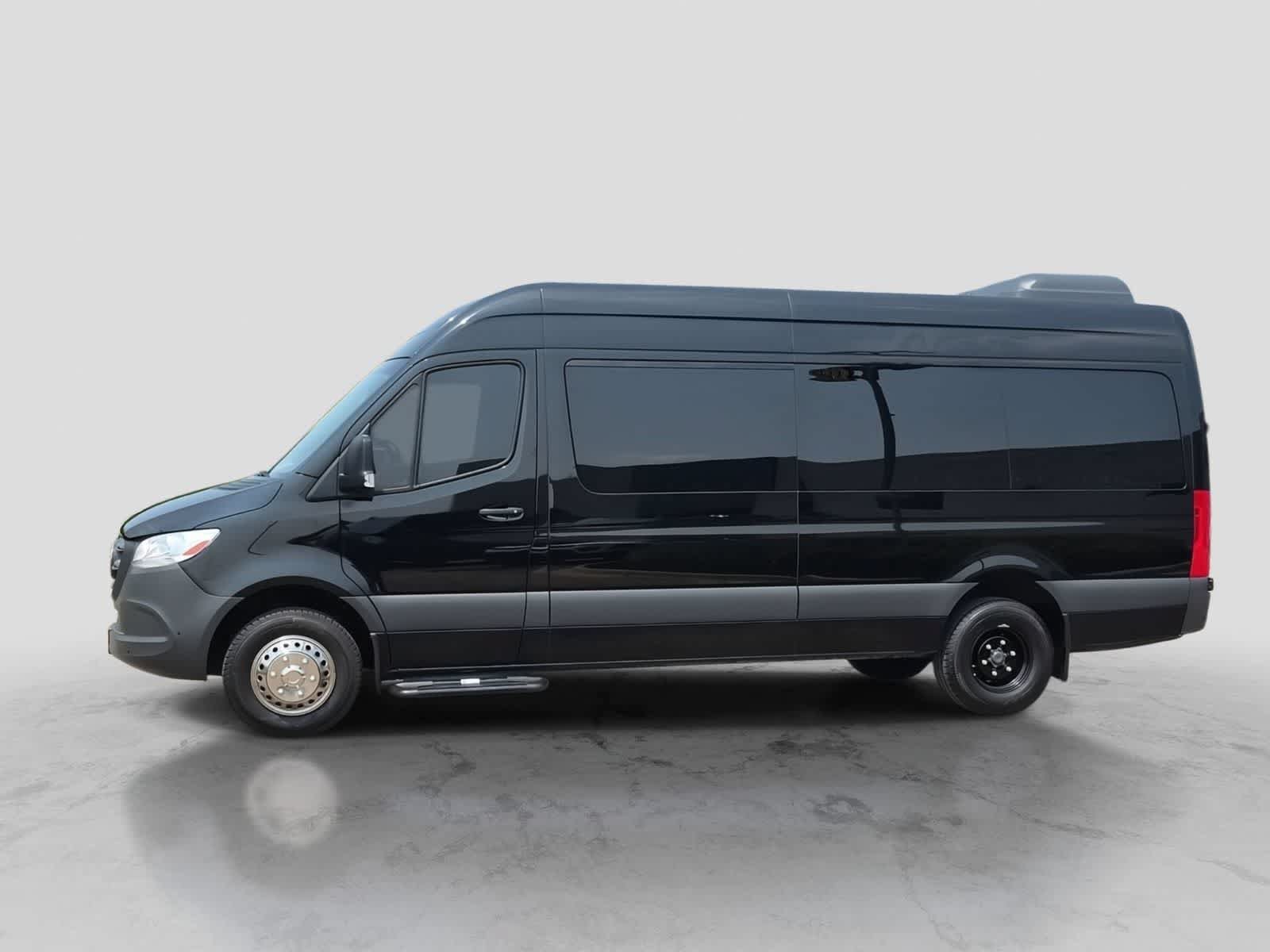 Used 2022 Mercedes-Benz Sprinter 3500 image 5