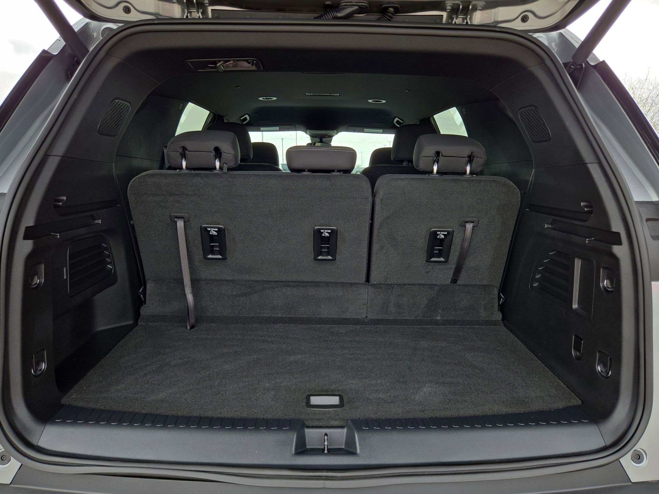 Certified 2026 Chevrolet Traverse LT w/ Midnight/Sport Edition image 25