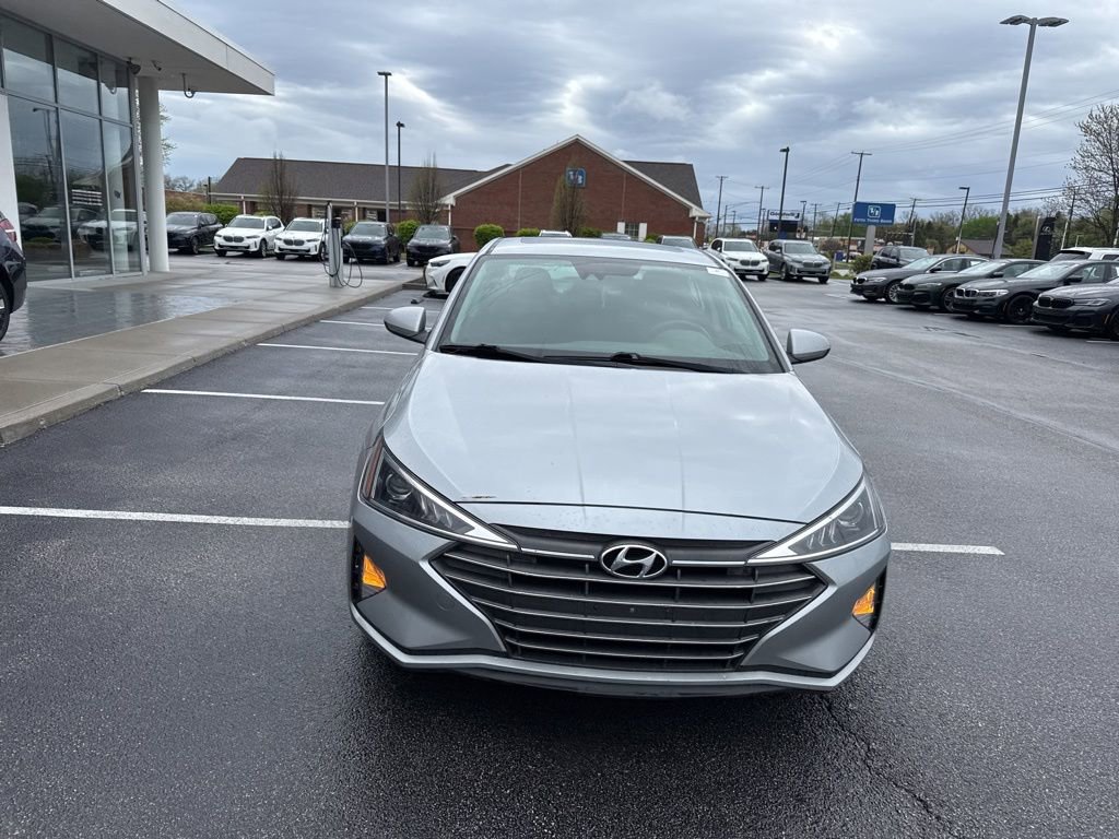 Used 2020 Hyundai Elantra Value Edition w/ Cargo Package (C1) FWD image 2