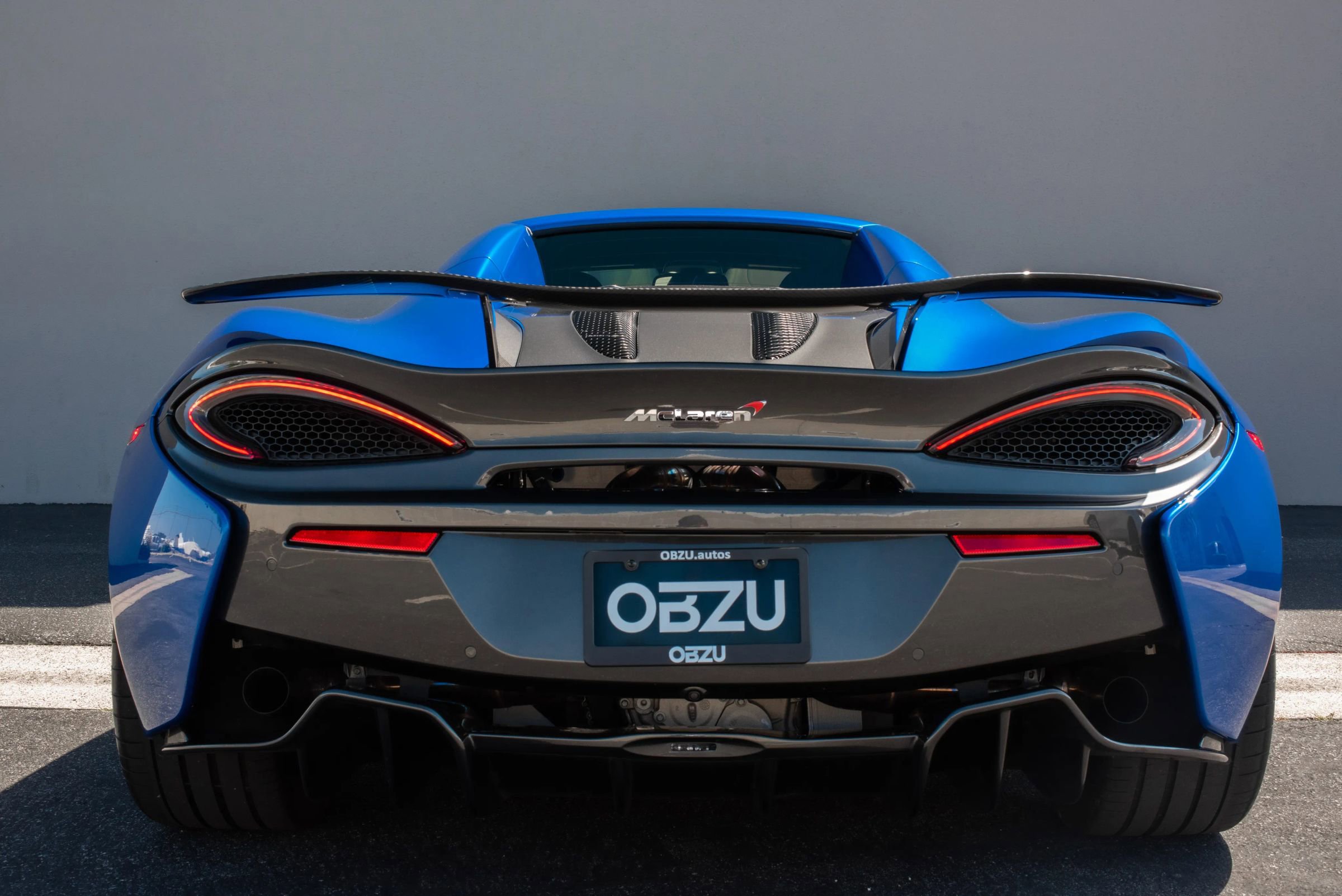 Used 2018 McLaren 570S Spider RWD image 21