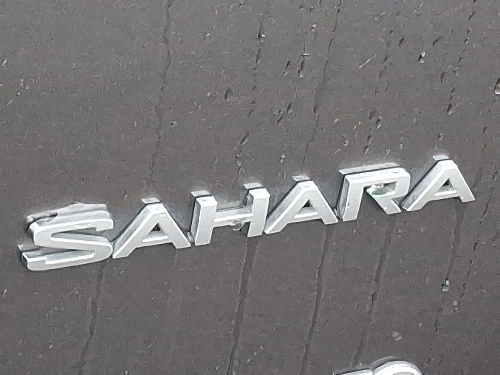 Used 2019 Jeep Wrangler Unlimited Sahara w/ Safety Group AWD/4WD image 11