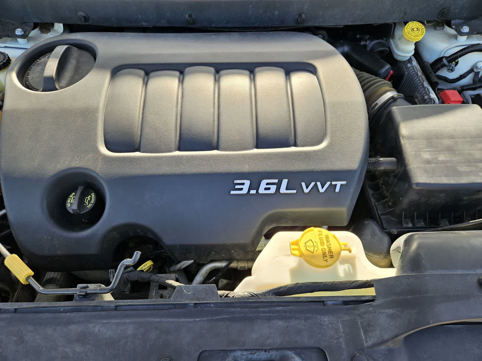 Used 2014 Dodge Journey SXT w/ Flexible Seating Group FWD image 29