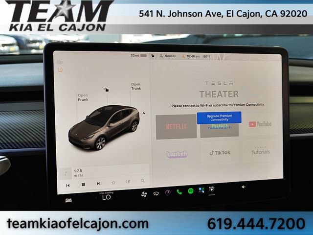 Used 2022 Tesla Model Y Long Range AWD/4WD image 30