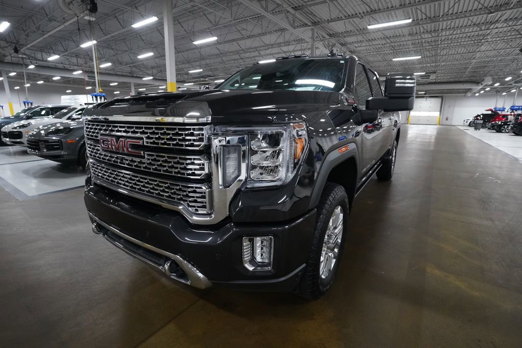 Used 2021 GMC Sierra 3500 Denali w/ Denali Ultimate Package image 12