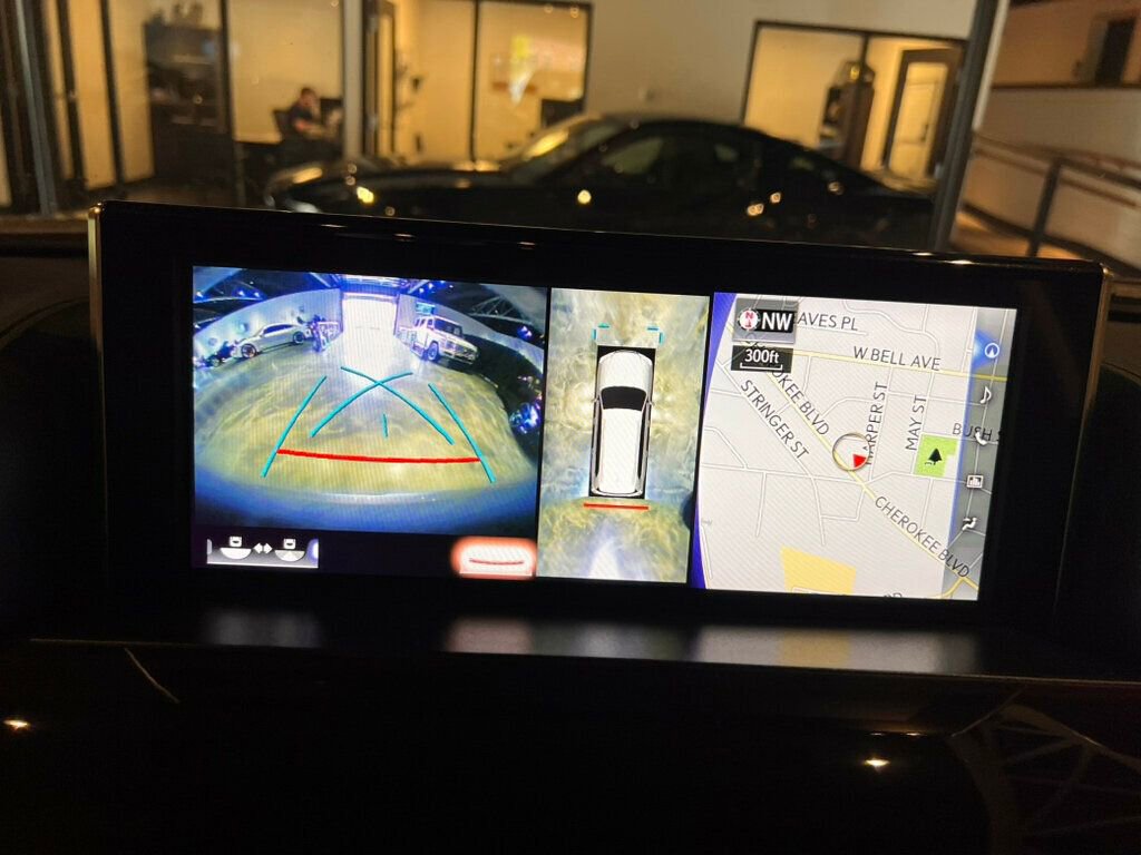 Used 2018 Lexus LX 570 4WD image 20