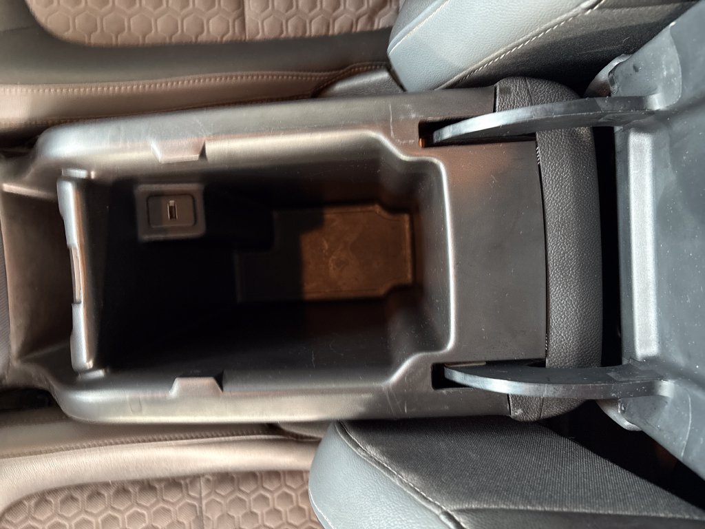Used 2015 Chevrolet Colorado Z71 AWD/4WD image 31
